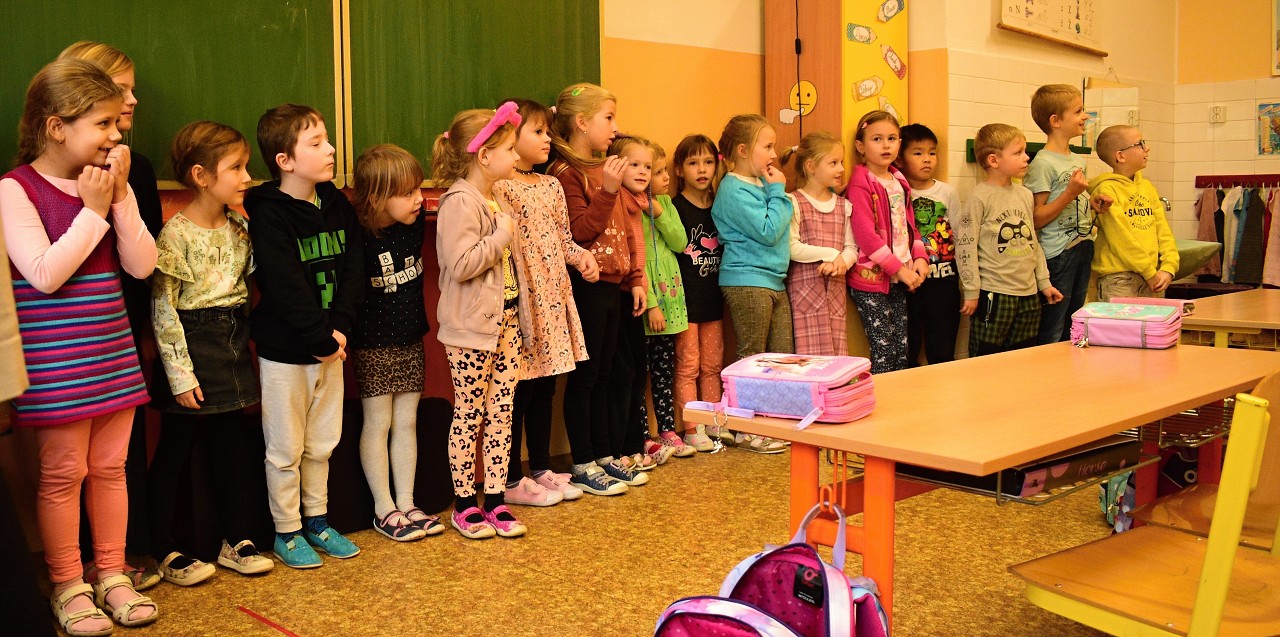 Předávání slabikářů