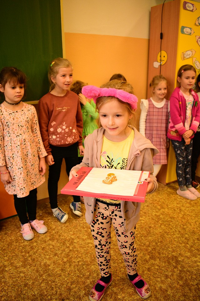 Předávání slabikářů