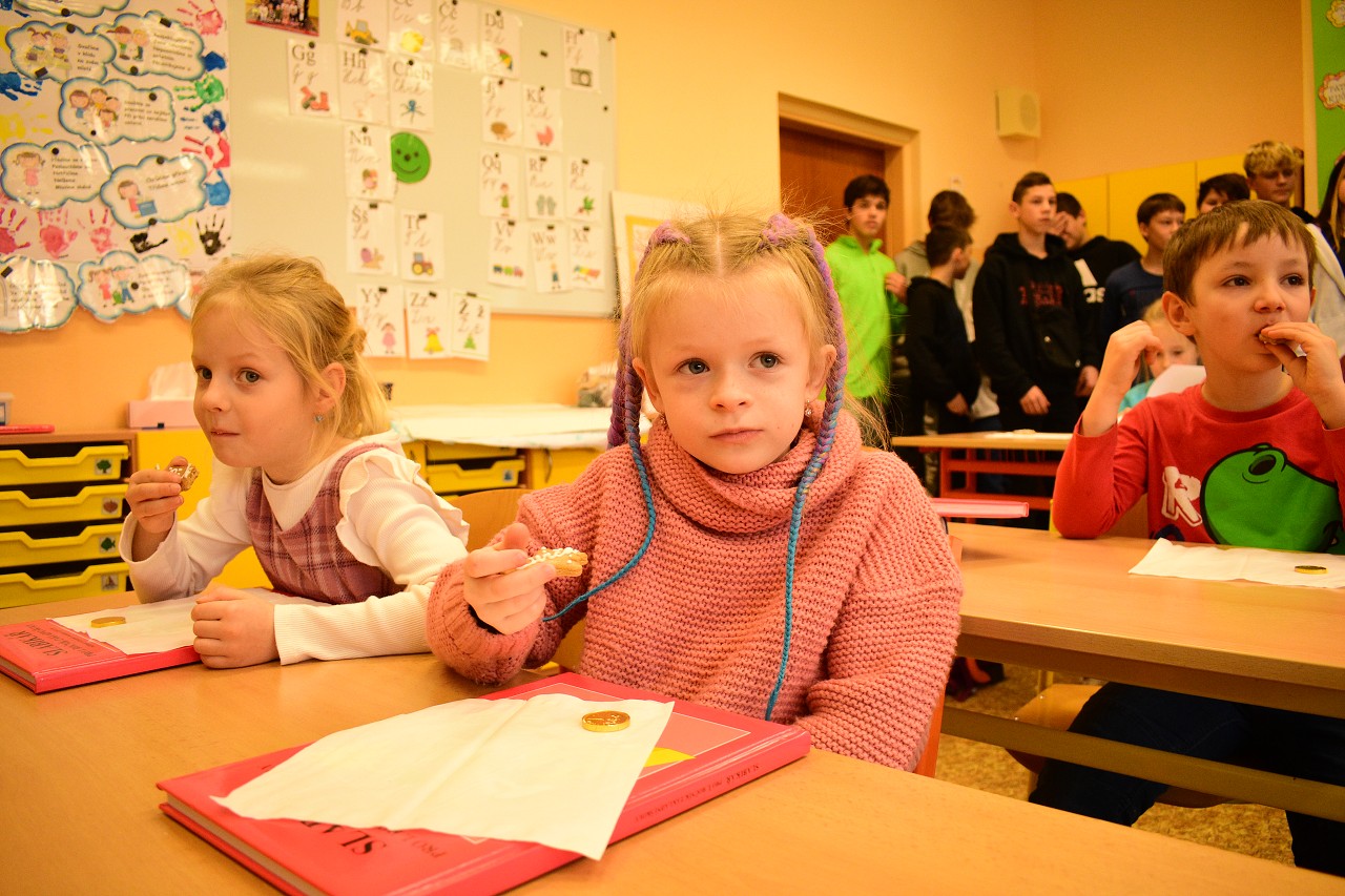 Předávání slabikářů